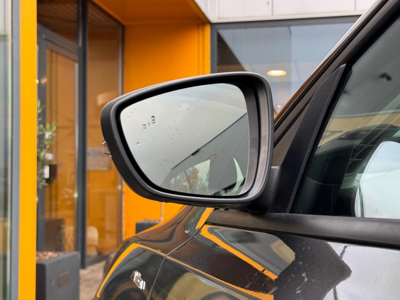 Ford FOCUS 1.0 Ecoboost Mild Hybride Active - camera - navi - adaptivecruise