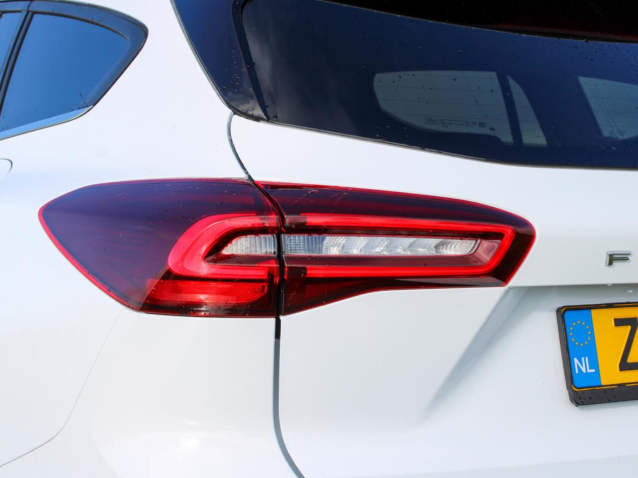 Ford FOCUS Wagon 1.0 EcoBoost Hybrid Titanium X LED Virtual Cockpit Trekhaak