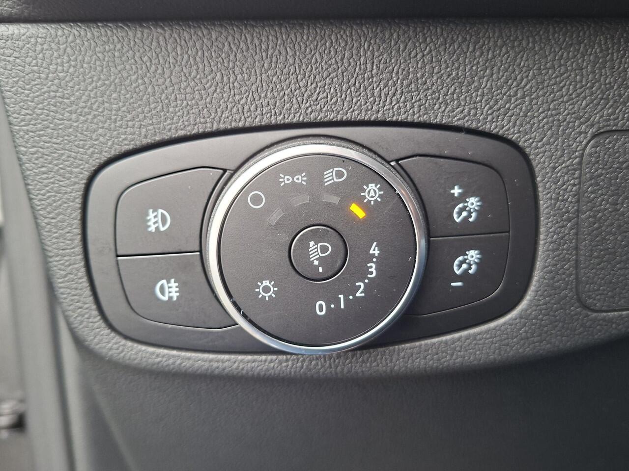 Ford FOCUS 1.0 EcoBoost Hybrid Titanium NAVI | PDC V+A | NL-auto | rijklaarprijs !!