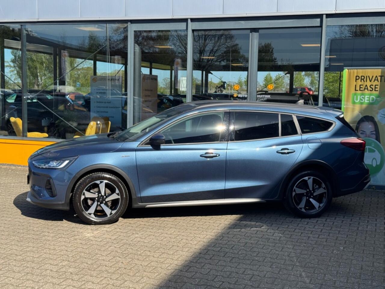 Ford FOCUS 1.0 Ecoboost 155 pk Automaat Active - Navi - camera - trekhaak