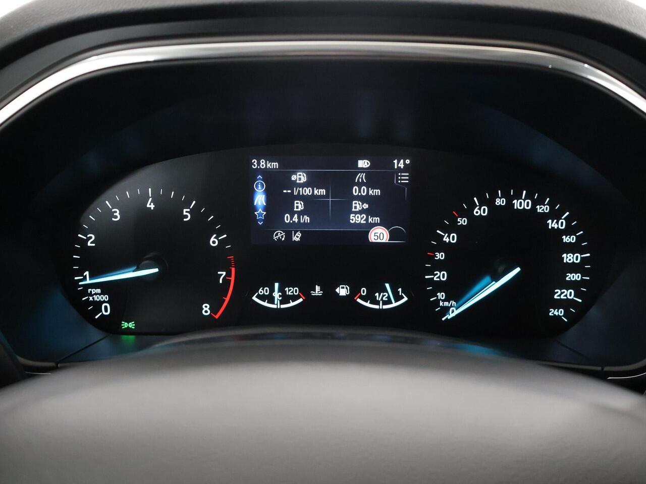 Ford FOCUS Wagon 1.0 EcoBoost Hybrid Titanium | Parkeercamera | Winterpakket | Cruise Control Adaptief | Navigatie | Draadloos Apple Carplay/Android Auto |