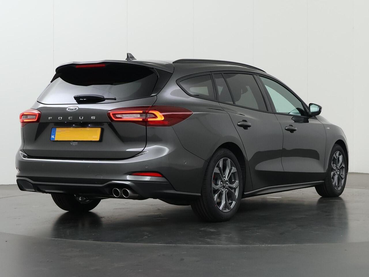 Ford FOCUS Wagon 1.0 EcoBoost Hybrid ST Line X | Parkeercamera | Winterpakket | Cruise Control Adaptief | Navigatie | Draadloos Apple Carplay/Android Auto |