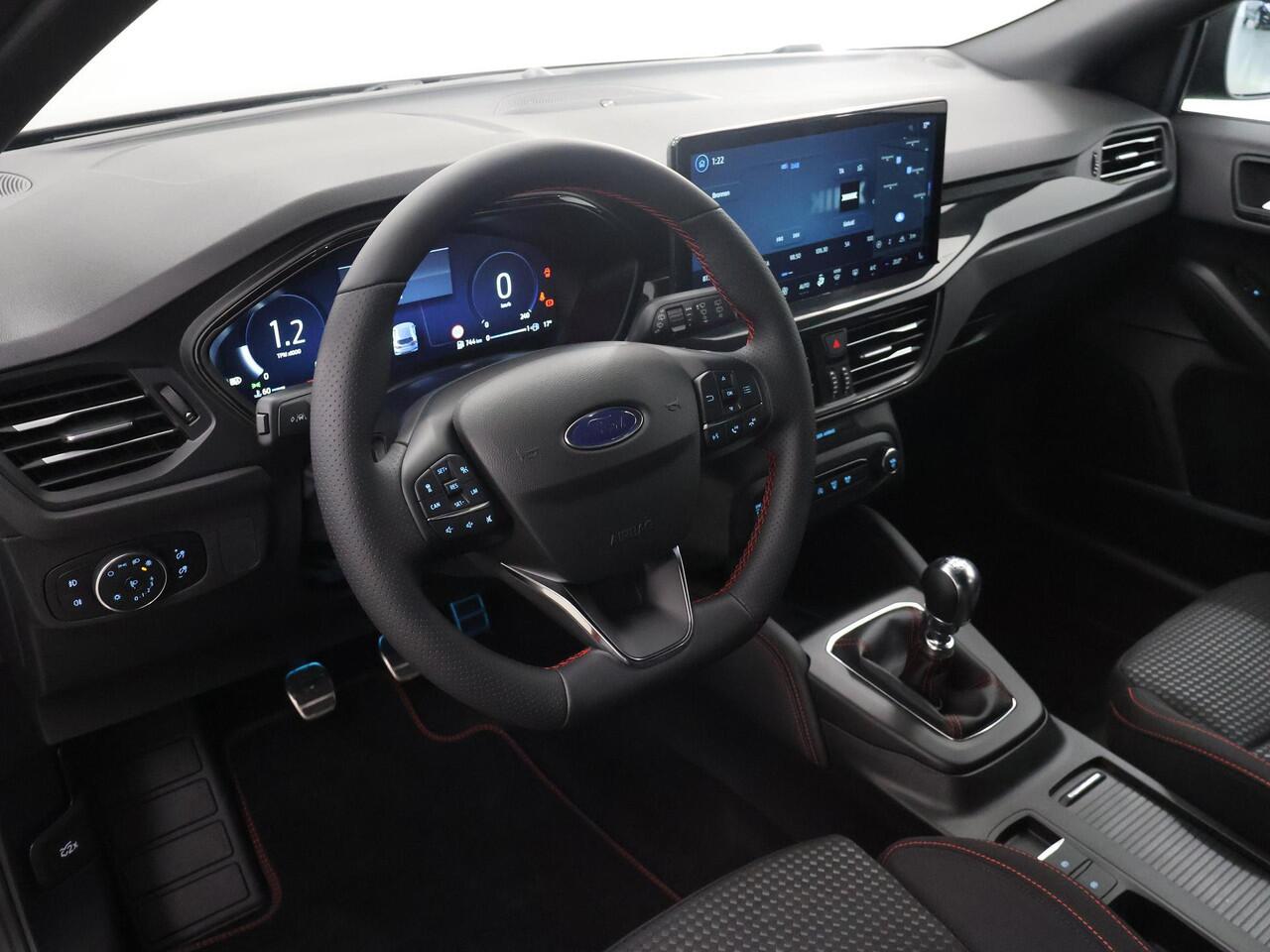 Ford FOCUS Wagon 1.0 EcoBoost Hybrid ST Line X | Parkeercamera | Winterpakket | Cruise Control Adaptief | Navigatie | Draadloos Apple Carplay/Android Auto |