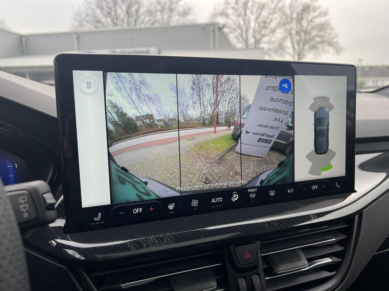 Ford FOCUS Wagon 1.0 EcoBoost Hybrid ST Line X | 125pk | 18 Inch Lichtmetaal | Elektrische Achterklep | Panoramadak | Driver Assistance Pack | Winterpack | Matrix Led koplampen