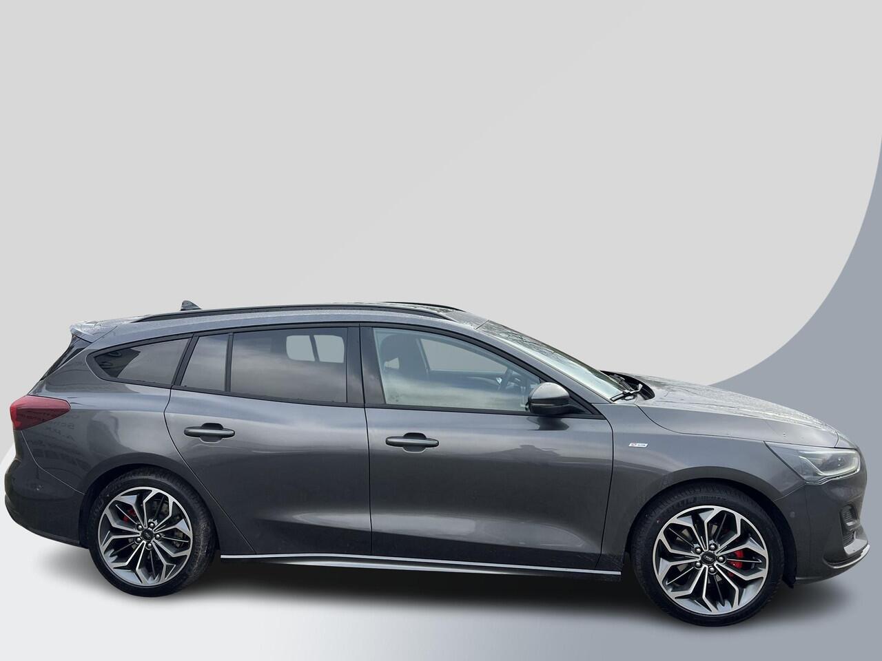 Ford FOCUS Wagon 1.0 EcoBoost Hybrid ST Line X | 125pk | 18 Inch Lichtmetaal | Elektrische Achterklep | Panoramadak | Driver Assistance Pack | Winterpack | Matrix Led koplampen