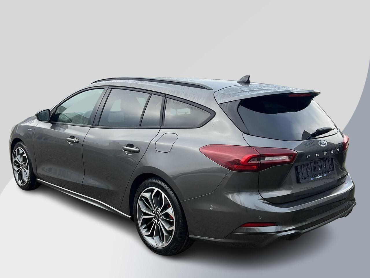 Ford FOCUS Wagon 1.0 EcoBoost Hybrid ST Line X | 125pk | 18 Inch Lichtmetaal | Elektrische Achterklep | Panoramadak | Driver Assistance Pack | Winterpack | Matrix Led koplampen