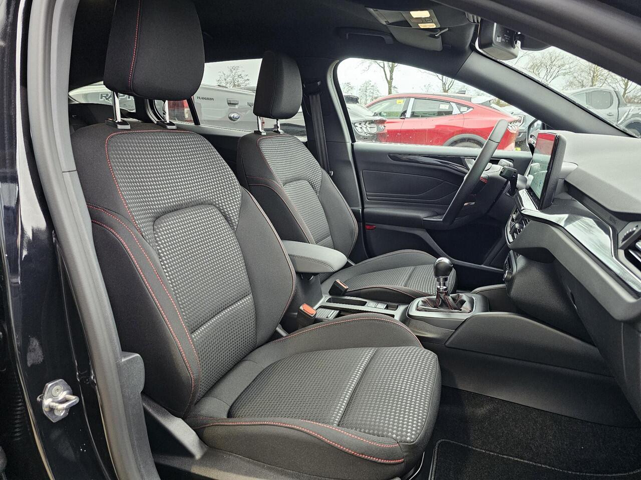 Ford FOCUS 1.0 EcoBoost Hybrid ST Line | SCI | 125 pk | Uit voorraad leverbaar | Driver assistance pack | Incl. ¤2.500,- prijsvoordeel!