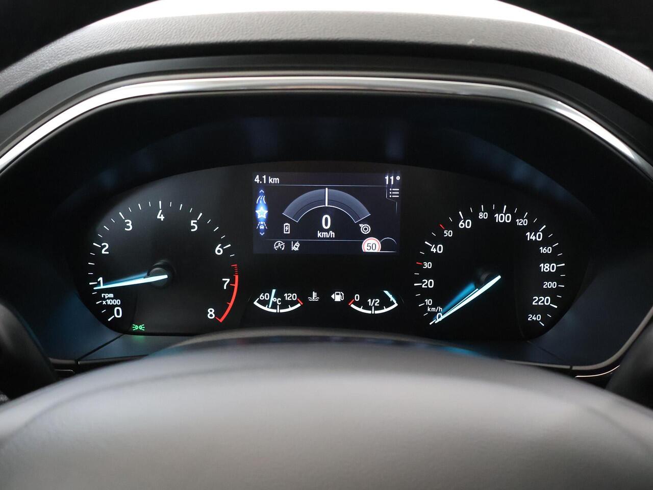 Ford FOCUS Wagon 1.0 EcoBoost Hybrid Titanium | Winterpakket | Adaptive Cruise Control | Parkeercamera | Dodehoekdetectie | Navigatie |