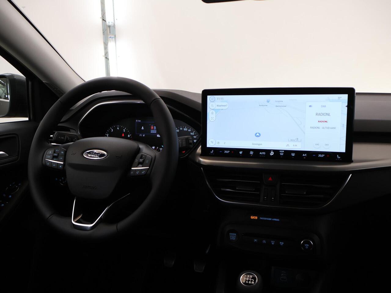 Ford FOCUS Wagon 1.0 EcoBoost Hybrid Titanium | Winterpakket | Adaptive Cruise Control | Parkeercamera | Dodehoekdetectie | Navigatie |