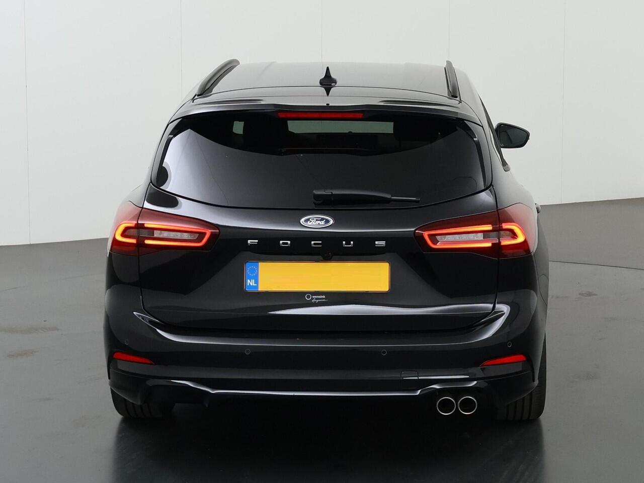 Ford FOCUS Wagon 1.0 EcoBoost Hybrid ST Line X Winterpack