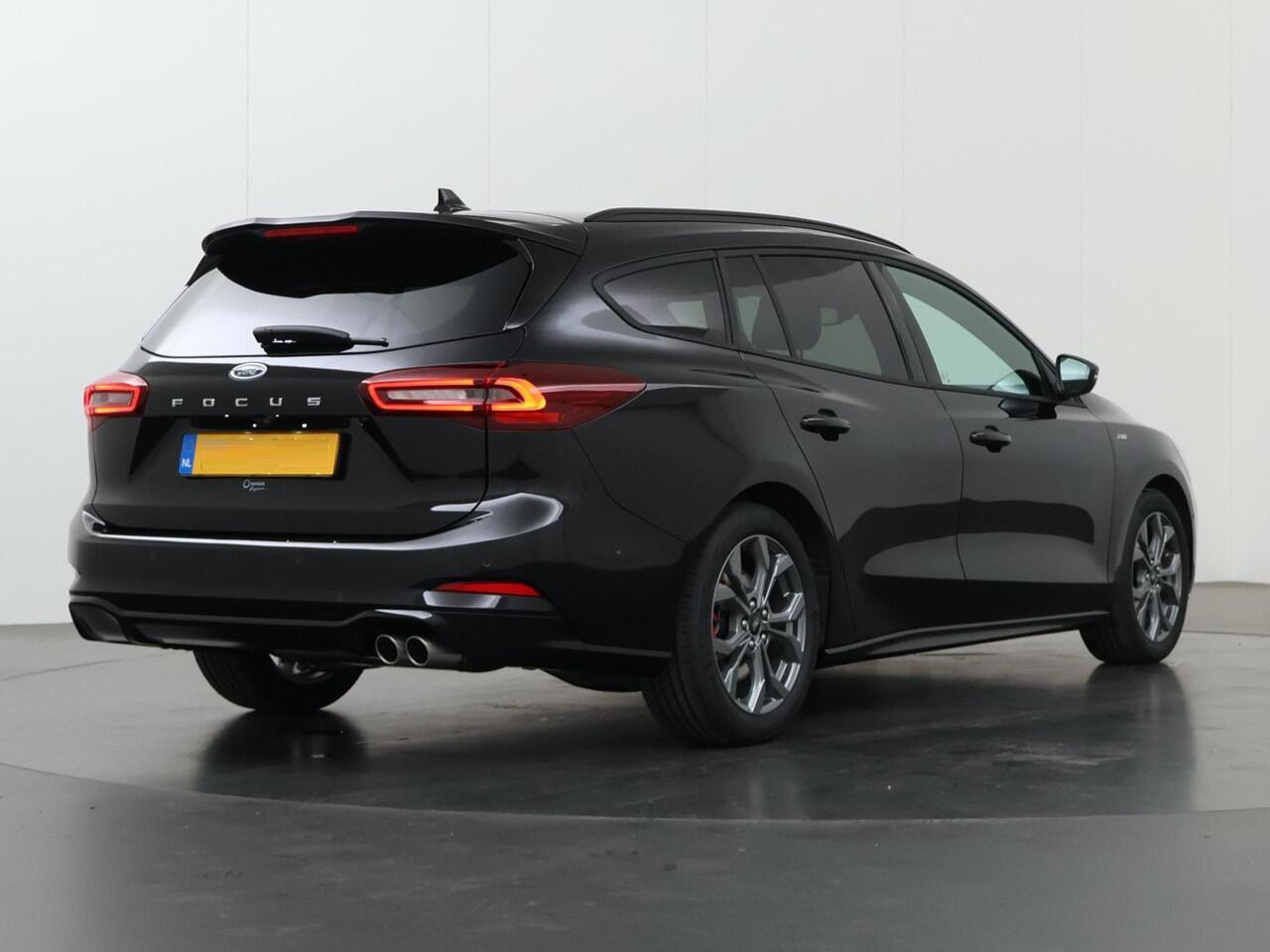 Ford FOCUS Wagon 1.0 EcoBoost Hybrid ST Line X Winterpack