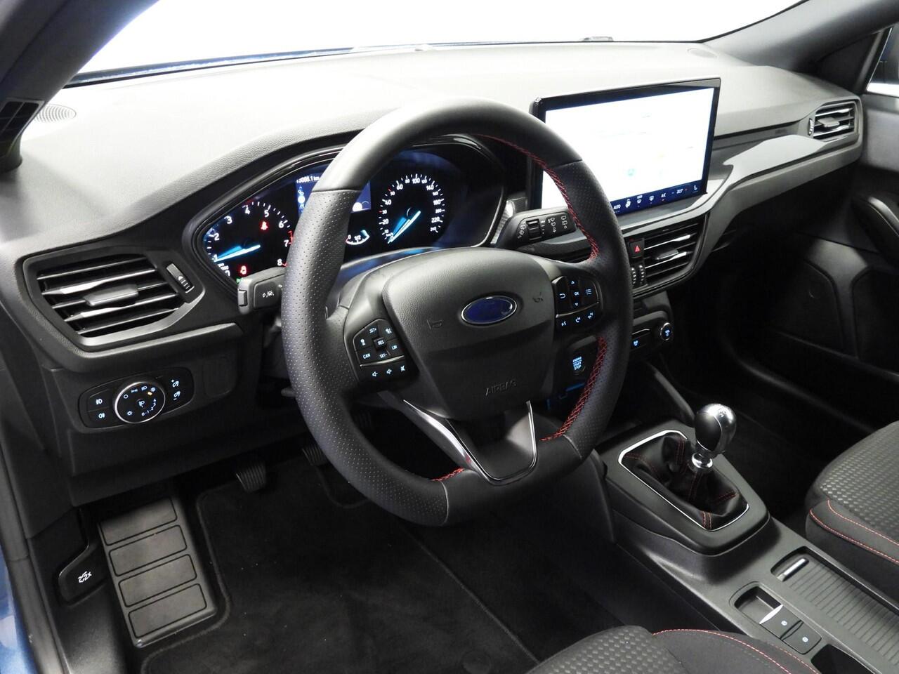 Ford FOCUS Wagon 1.0 EcoBoost Hybrid ST Line NAVI/CAMERA/CLIMA/WINTERPACK/17"LMV!