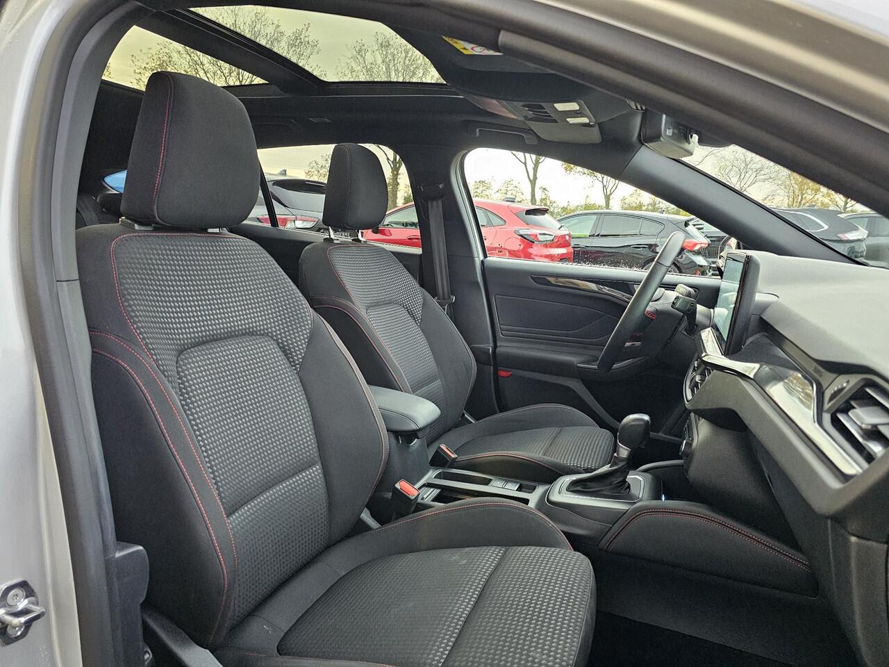 Ford FOCUS Wagon 1.0 EcoBoost Hybrid ST Line X 155pk | Trekhaak afneembaar | Panoramadak | Bang&Olufsen | Adaptive cruise control | Winter Pack | All season banden | Camera