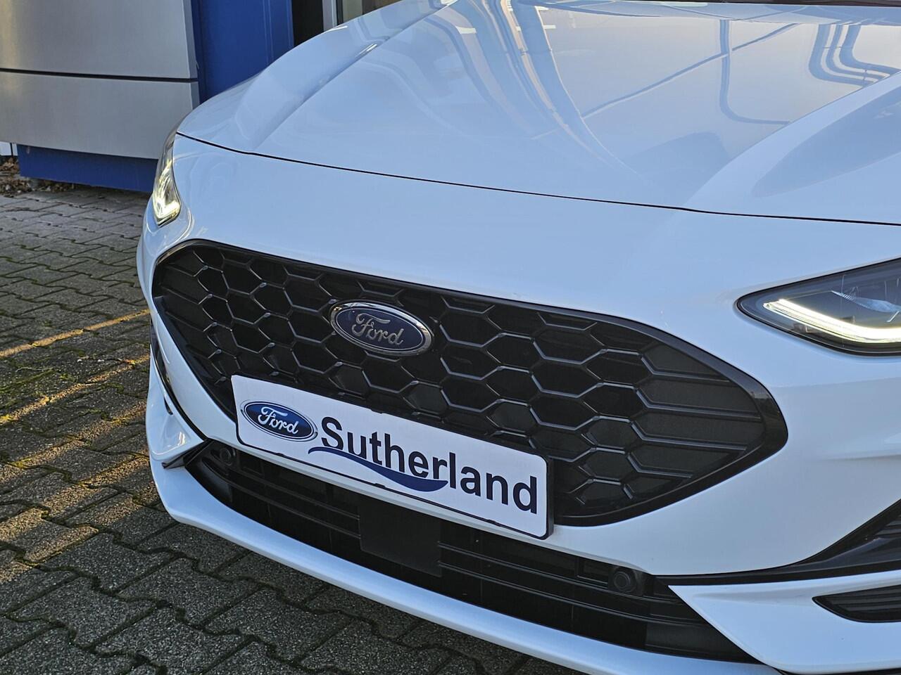 Ford FOCUS Wagon 1.0 EcoBoost Hybrid ST Line X 155pk | Trekhaak afneembaar | Panoramadak | Bang&Olufsen | Adaptive cruise control | Winter Pack | All season banden | Camera