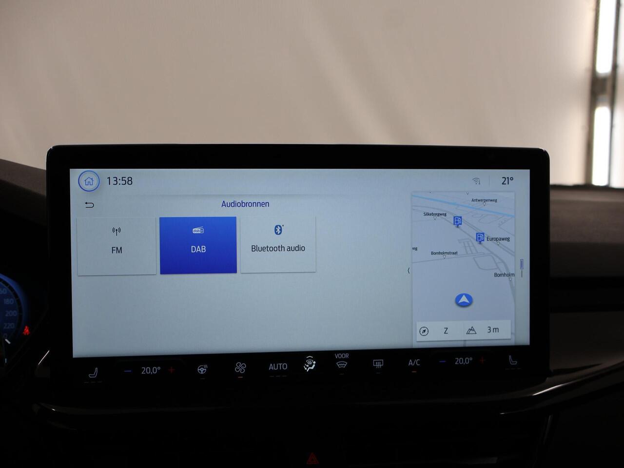 Ford FOCUS Wagon 1.0 EcoBoost Hybrid ST Line X