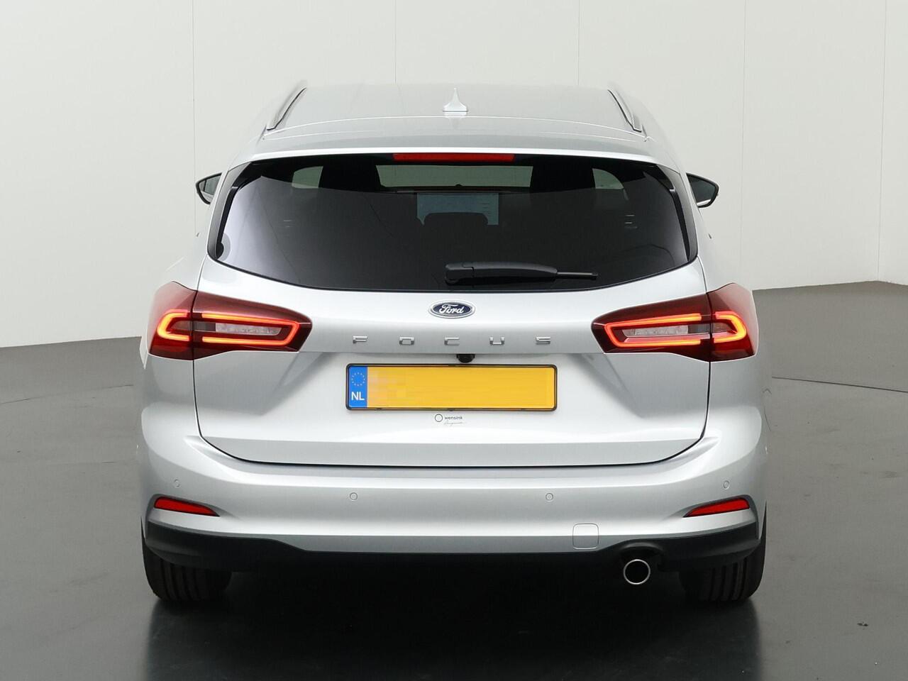 Ford FOCUS Wagon 1.0 EcoBoost Hybrid Titanium Winterpack | Driver Assistance Pack