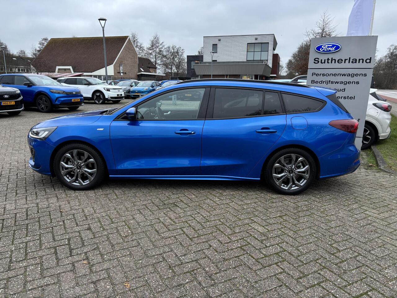 Ford FOCUS Wagon 1.0 EcoBoost Hybrid ST Line X | SCI | 155pk | Trekhaak afneembaar | Panoramadak | Bang&Olufsen | Adaptive cruise control | Winter Pack | All season banden | Camera