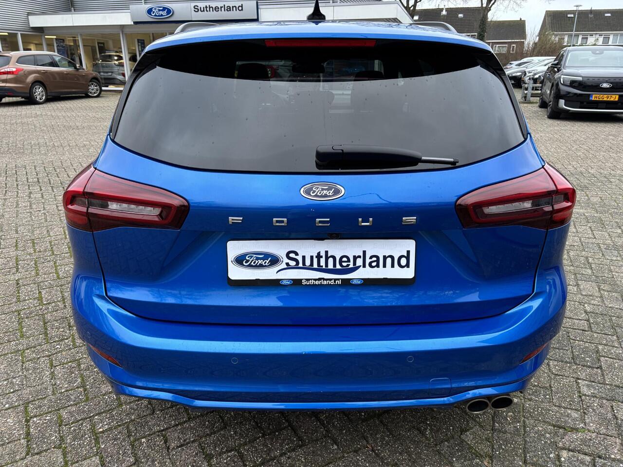 Ford FOCUS Wagon 1.0 EcoBoost Hybrid ST Line X | SCI | 155pk | Trekhaak afneembaar | Panoramadak | Bang&Olufsen | Adaptive cruise control | Winter Pack | All season banden | Camera