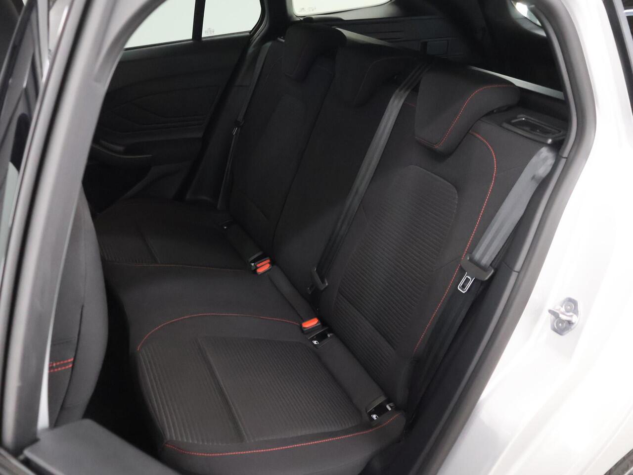 Ford FOCUS Wagon 1.0 EcoBoost Hybrid ST Line X | Winterpakket | Cruise Control Adaptief | Parkeercamera | Navigatie |