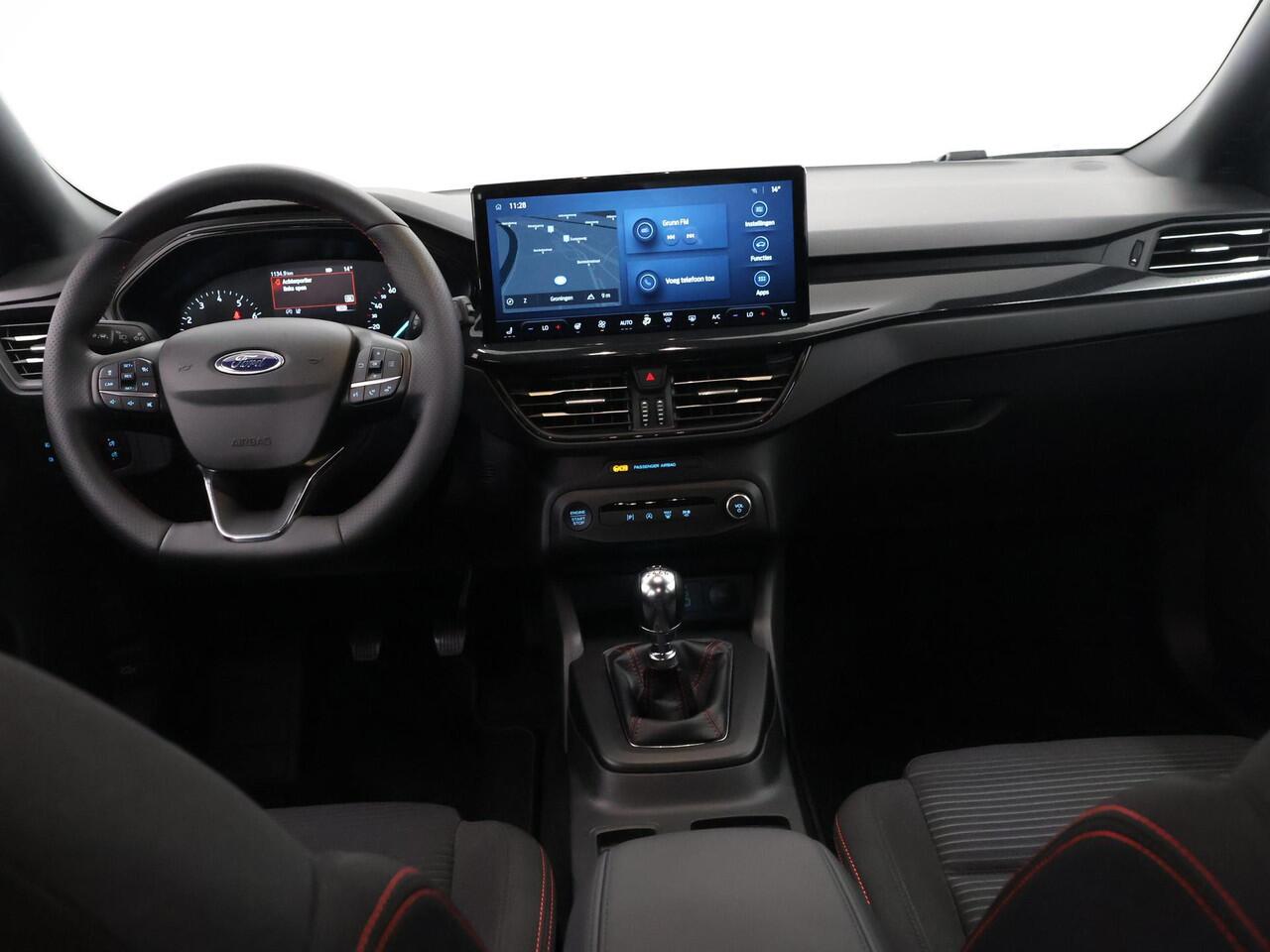 Ford FOCUS Wagon 1.0 EcoBoost Hybrid ST Line X | Winterpakket | Cruise Control Adaptief | Parkeercamera | Navigatie |