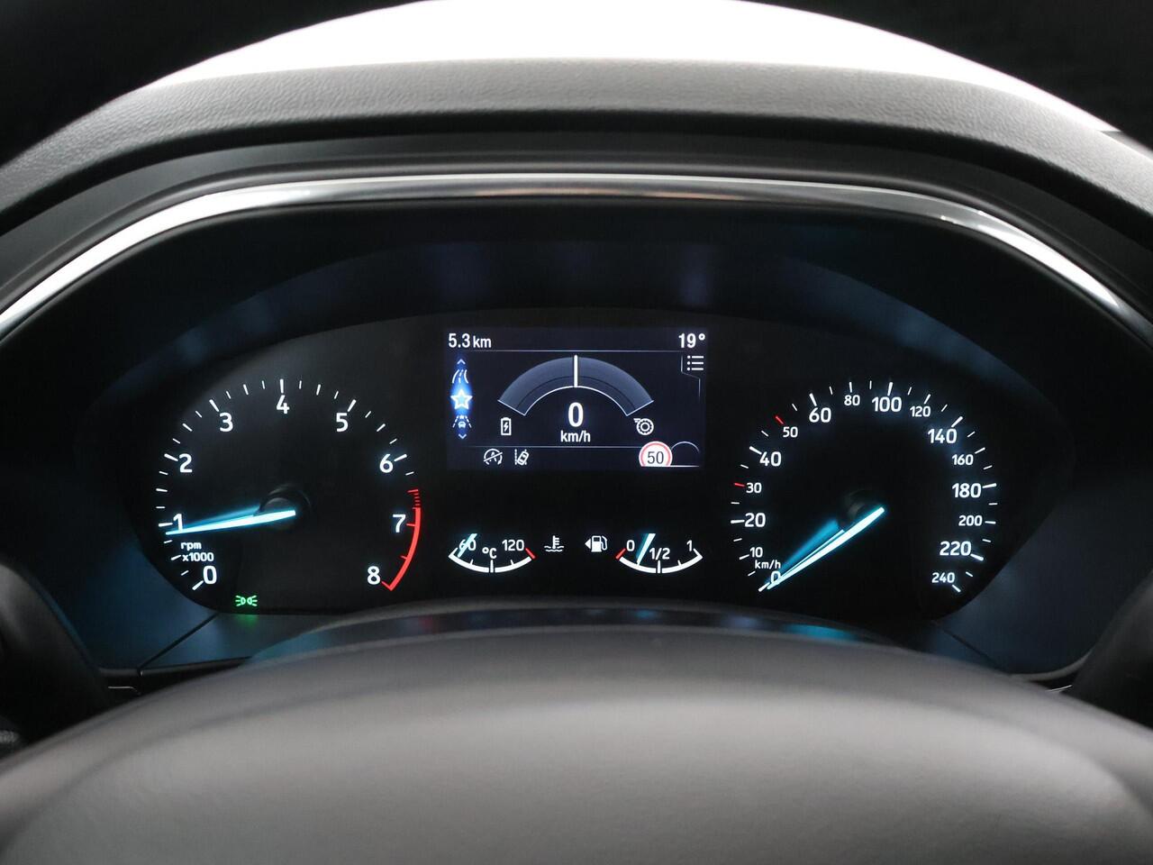 Ford FOCUS Wagon Titanium 1.0 Ecoboost Hybrid 125pk | Nieuw | Winterpack | Cruise Control Adaptief | Parkeercamera | Climate Control |