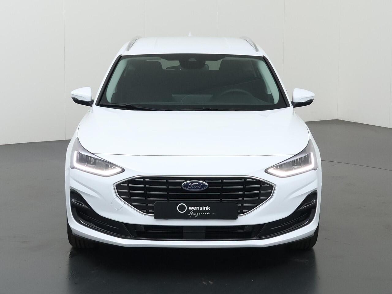 Ford FOCUS Wagon Titanium 1.0 Ecoboost Hybrid 125pk | Nieuw | Winterpack | Cruise Control Adaptief | Parkeercamera | Climate Control |