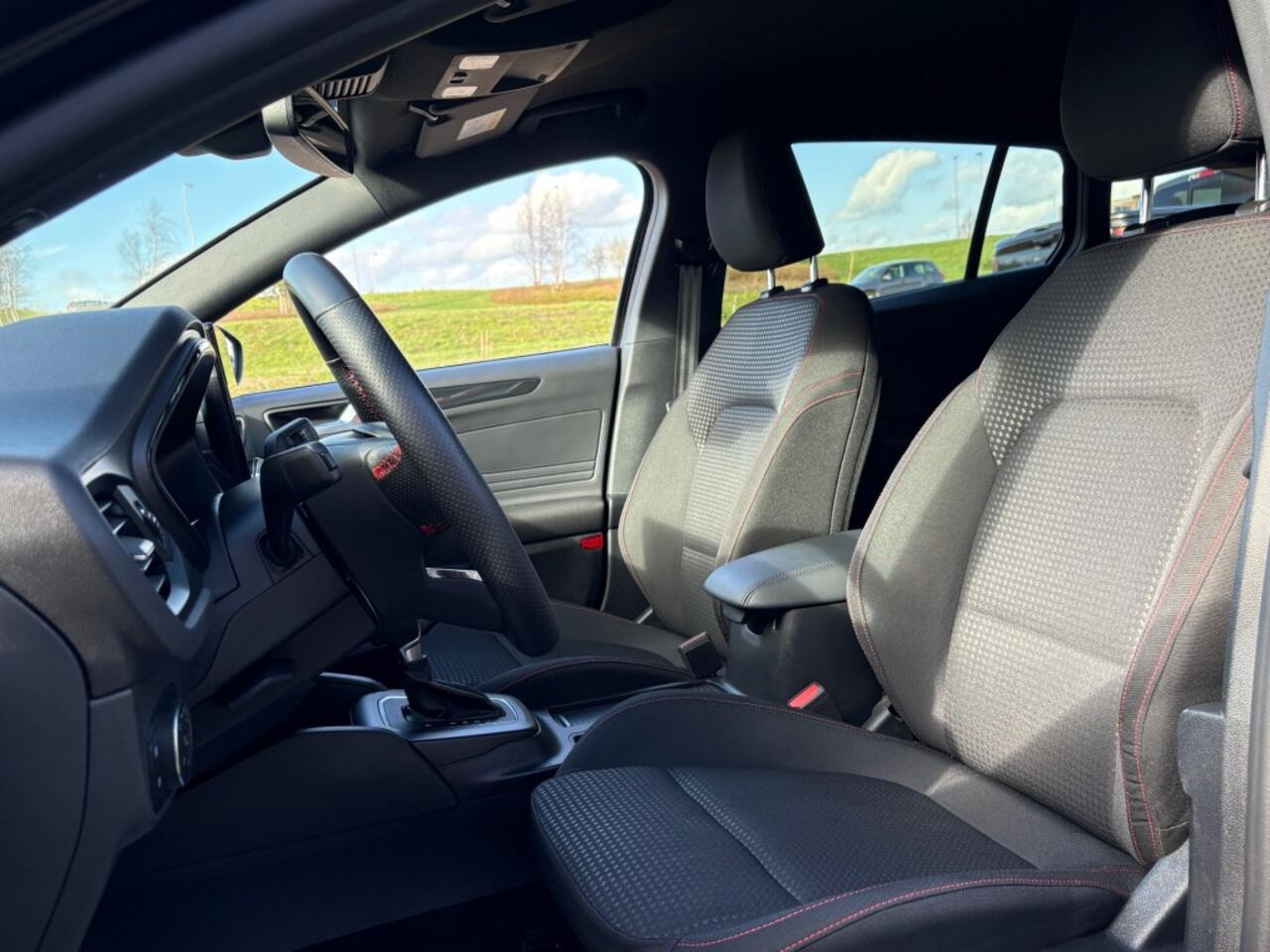 Ford FOCUS WAGON 1.0 ECOBOOST HYBRID ST-LINE 155PK AUT. NAVI CAMERA CARPLAY