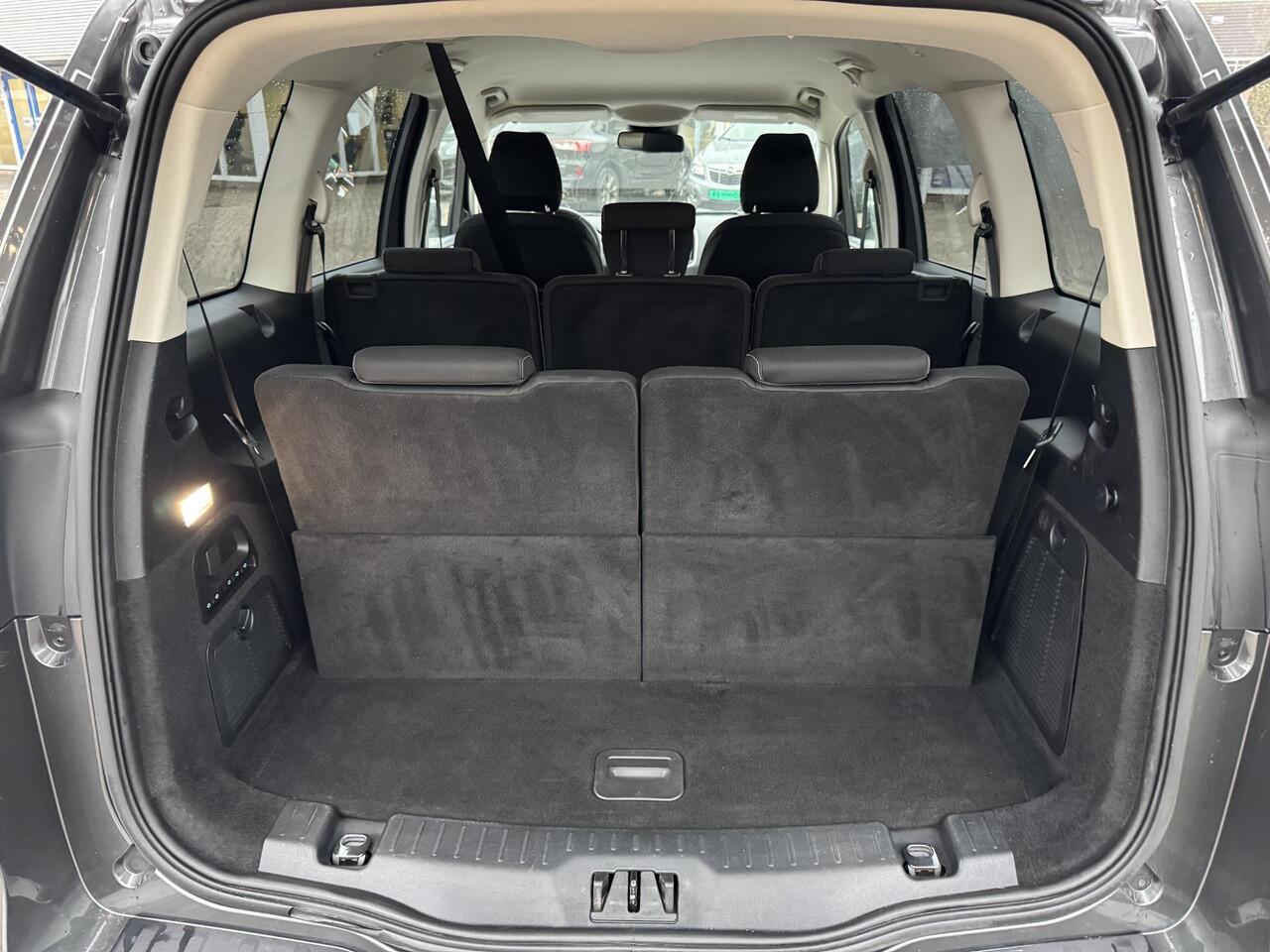 Ford GALAXY 2.5 Hybrid Titanium 190pk Automaat | 7 persoons | Winter Pack | Achteruitrijcamera | Navigatie | Cruise control | Apple Carplay / Android auto