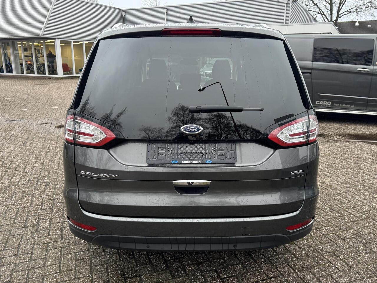 Ford GALAXY 2.5 Hybrid Titanium 190pk Automaat | 7 persoons | Winter Pack | Achteruitrijcamera | Navigatie | Cruise control | Apple Carplay / Android auto