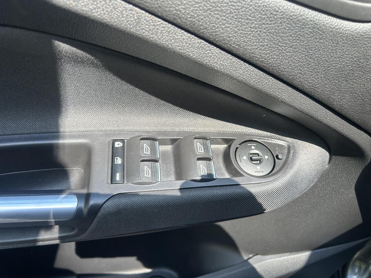 Ford GRAND C-MAX 1.0 Titanium 7p. | parkeerhulp V+A | 7 persoons |