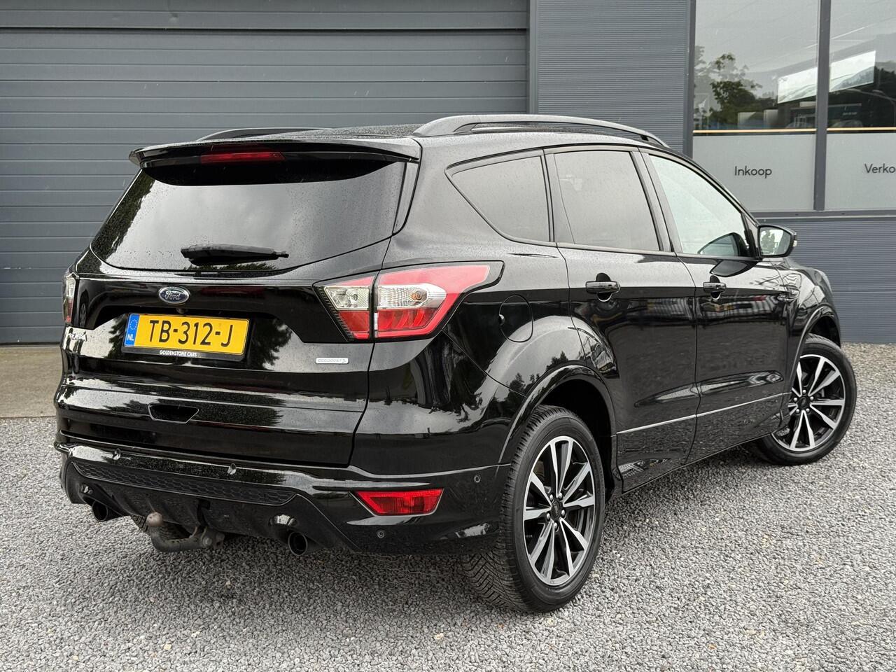 Ford KUGA 1.5 EcoBoost ST Line Navi,Camera,Trekhaak,Clima,Halfleder,Pdc V+A,120pk,Lm velgen,6 Bak,Apk tot 06-2026