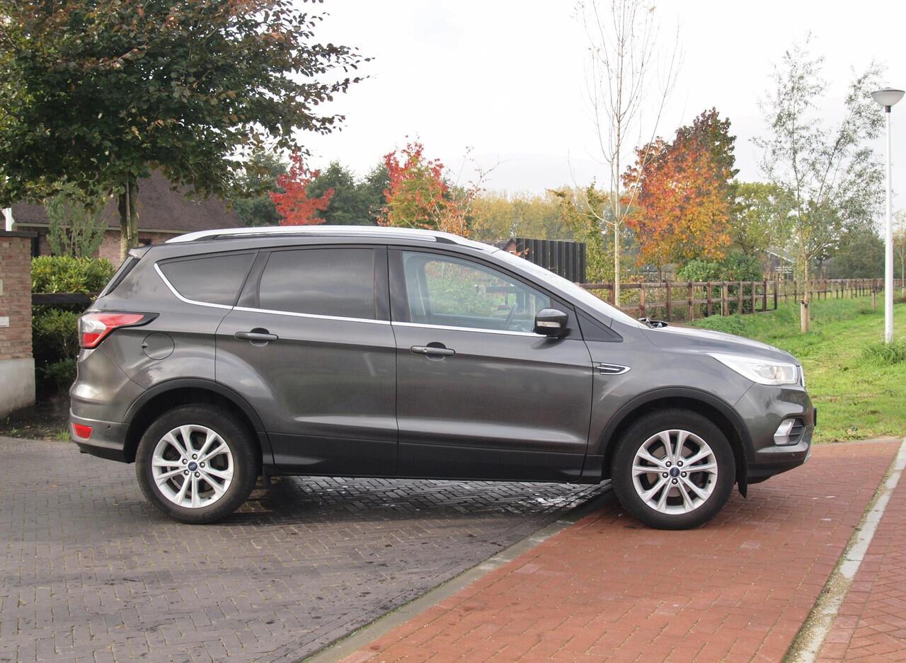 Ford KUGA 1.5 EcoBoost Titanium | Apple Carplay | Camera | Cruise Control | Trekhaak |