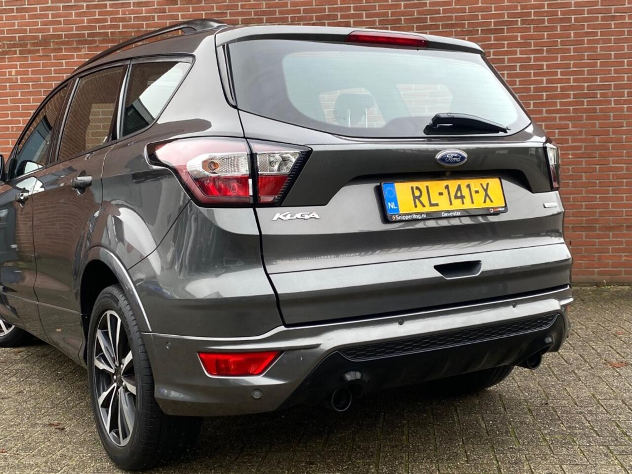 Ford KUGA 1.5 ECOB. ST LINE PANO-DAK NAV CRUISE CARPLAY CAMERA LEER STOELVW