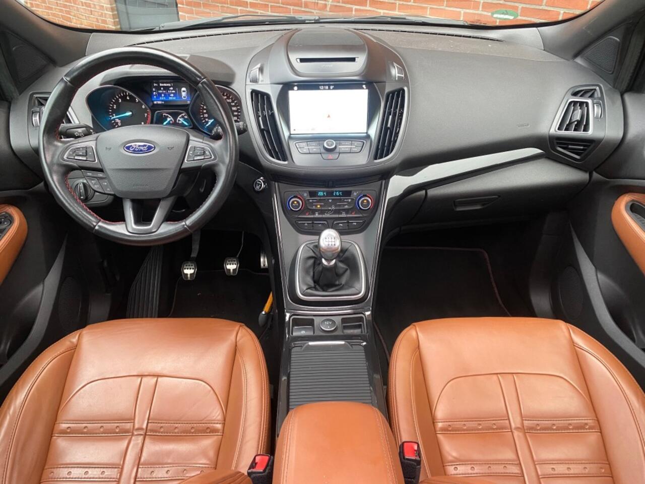 Ford KUGA 1.5 ECOB. ST LINE PANO-DAK NAV CRUISE CARPLAY CAMERA LEER STOELVW