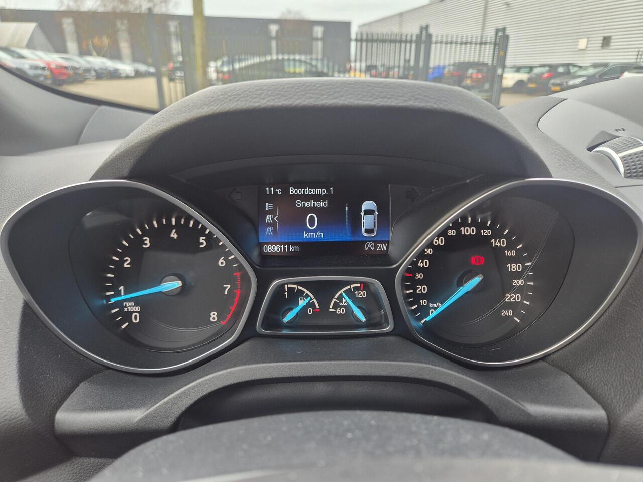 Ford KUGA 1.5 EcoBoost ST Line Trekhaak/CruiseControl/Carplay etc.