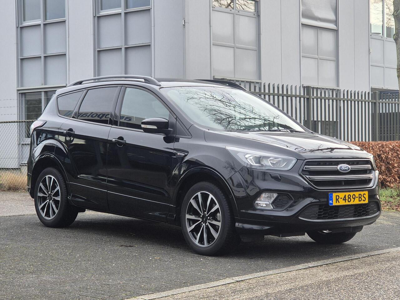 Ford KUGA 1.5 EcoBoost ST Line Trekhaak/CruiseControl/Carplay etc.