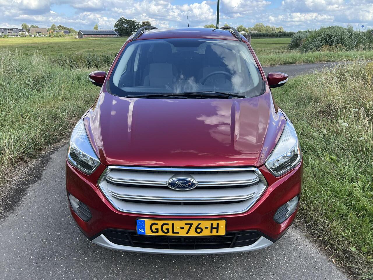 Ford KUGA 1.5 EcoBoost ST Line