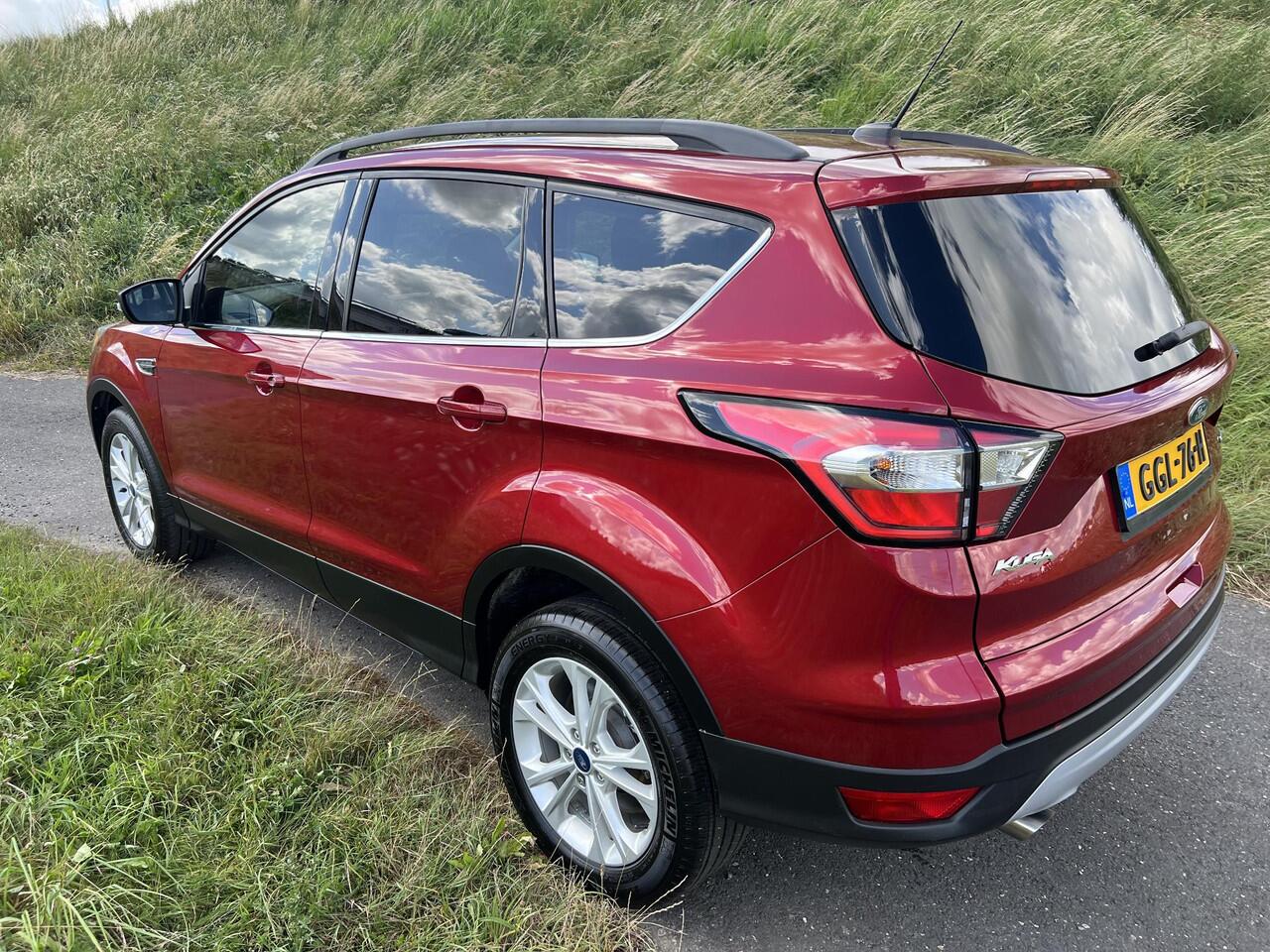 Ford KUGA 1.5 EcoBoost ST Line