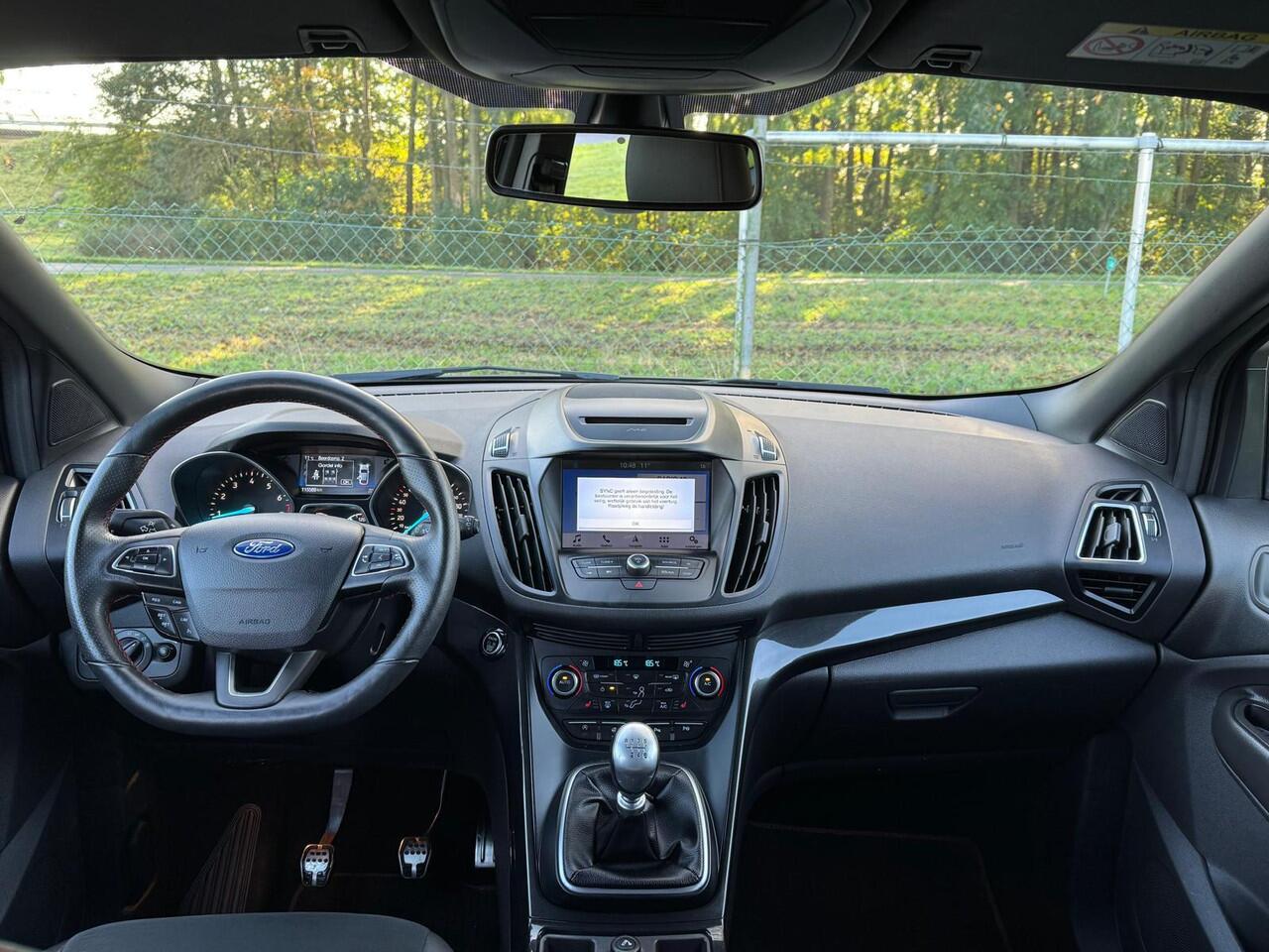 Ford KUGA 1.5 150PK ST Line | 2.000KG TREKKEN | TREKHAAK | WINTERPACK | CRUISE | CLIMA |