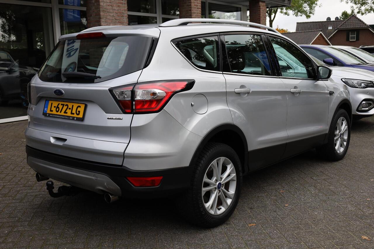 Ford KUGA 1.5 EcoBoost Titanium HALF-LEER TREKHAAK KEYLESS-START CLIMA CRUISE NAVI BT-TELEFOONVERB. PDC 17''LMV