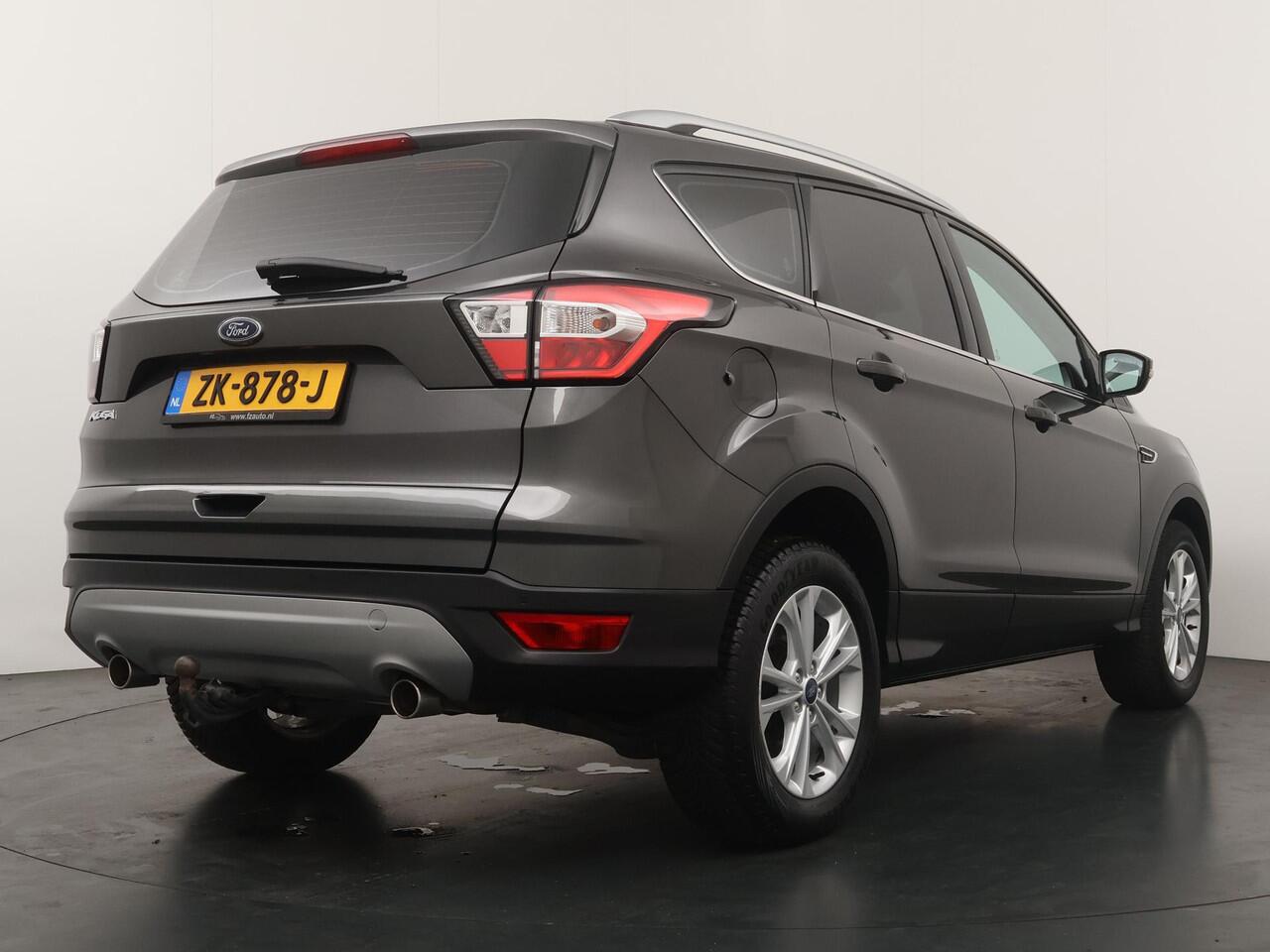 Ford KUGA 1.5 EcoBoost Titanium - Navigatie - Climate Control - Trekhaak - 1.800 kg. trekgewicht