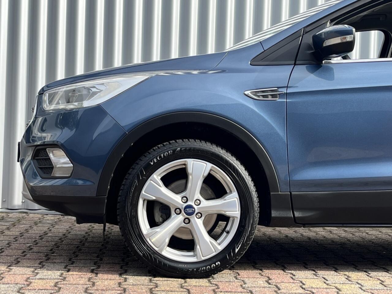 Ford KUGA 1.5 EcoBoost Titanium | Voorruit verw. | Camera