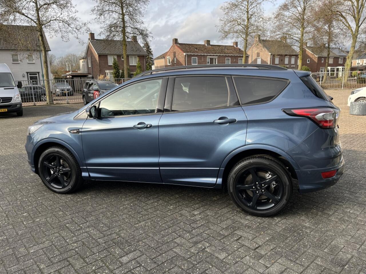 Ford KUGA 1.5 Ecoboost 150 pk ST-Line | Navi | Cruise | 2000kg trekgewicht