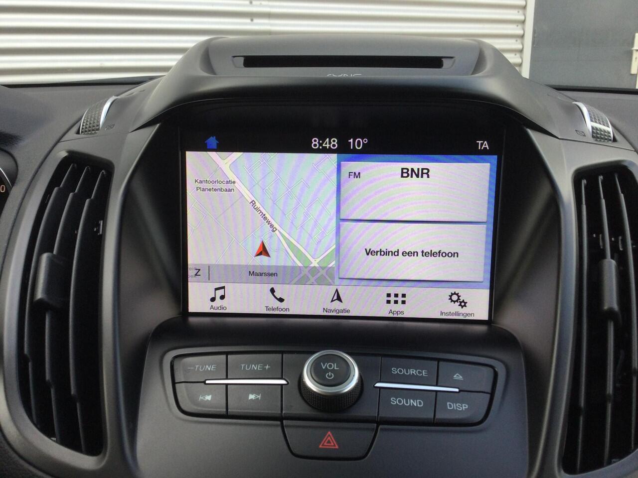 Ford KUGA 1.5 EcoBoost Titanium | Trekhaak | Stoelverwarming | PDC | Navi |