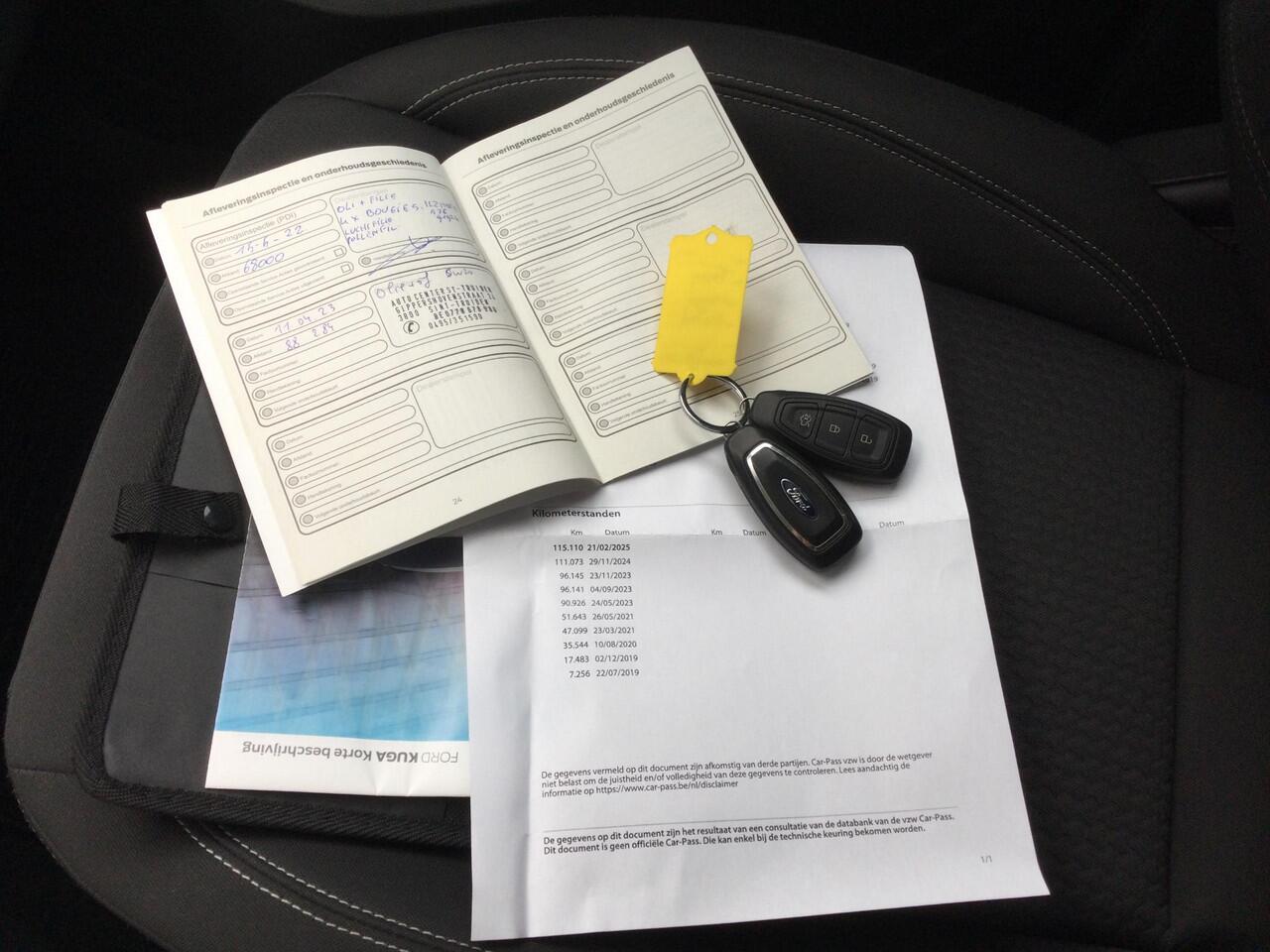 Ford KUGA 1.5 EcoBoost Titanium | Trekhaak | Stoelverwarming | PDC | Navi |