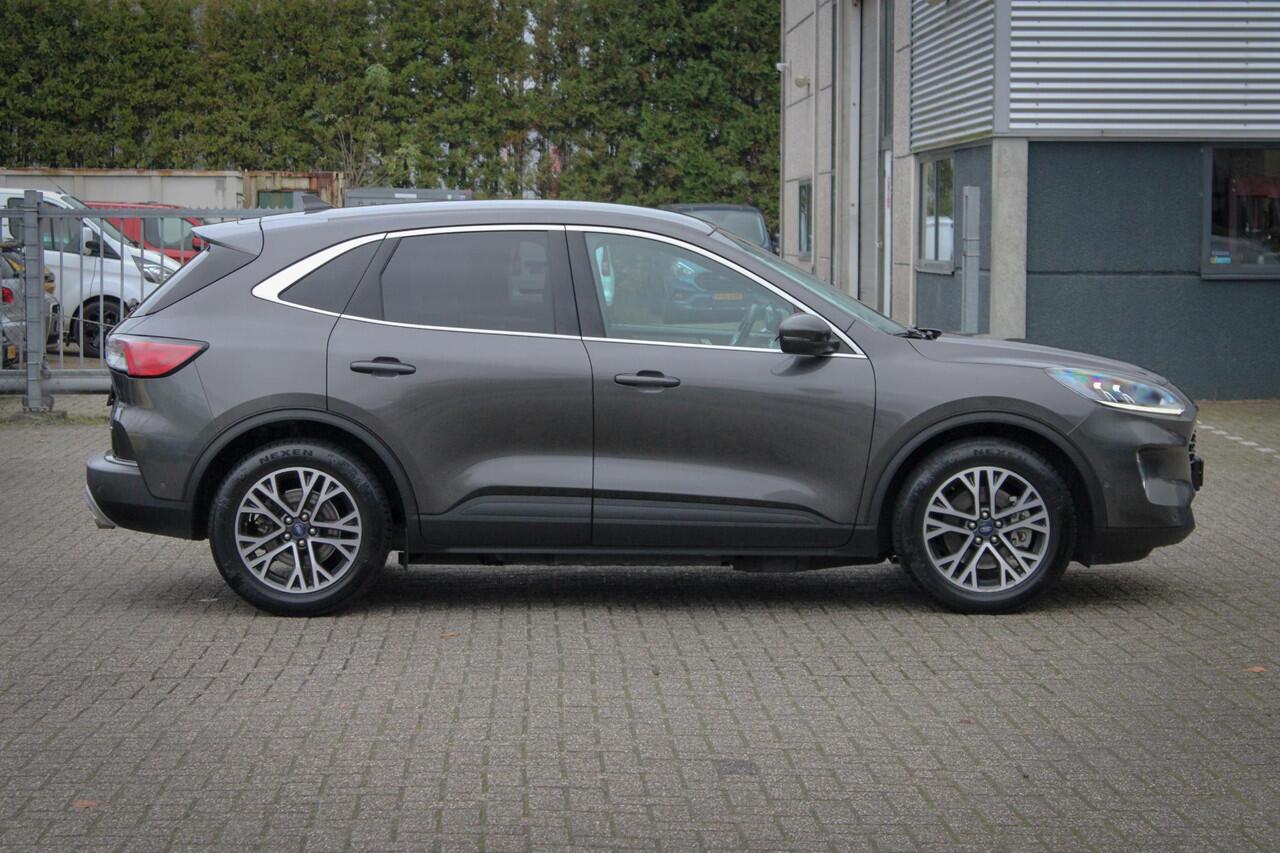 Ford KUGA 2.5 PHEV Titanium 225pk | Driver Assistance Pack | Elek Achterklep | Climate Controle | 18 inch Licht metaal | SYNC 3 Navigatie | Carplay/Android auto