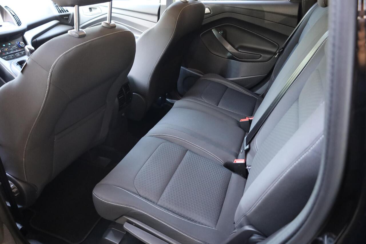 Ford KUGA 1.5 EcoBoost Titanium TREKHAAK-ELEC HALF-LEER STUUR/RUIT/STOEL/VERW. CARPLAY NAVI CLIMA CRUISE VOICE 2xPDC 17''LMV