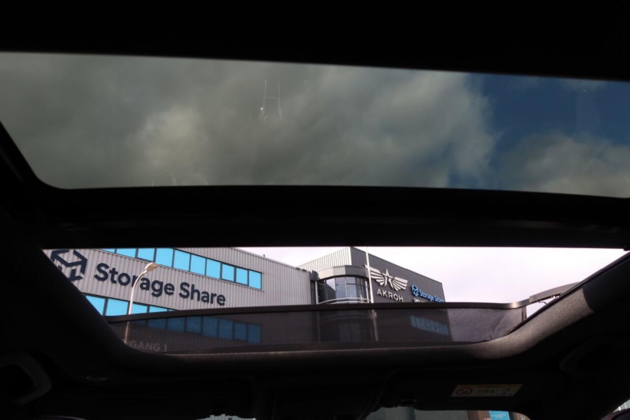 Ford KUGA 2.5 PHEV ST-LINE, PANO, TREKHAAK ENZ...