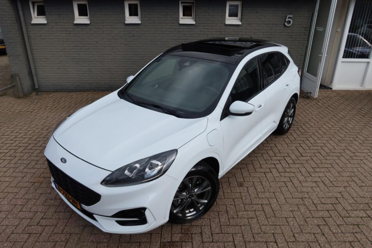 Ford KUGA 2.5 PHEV ST-LINE, PANO, TREKHAAK ENZ...