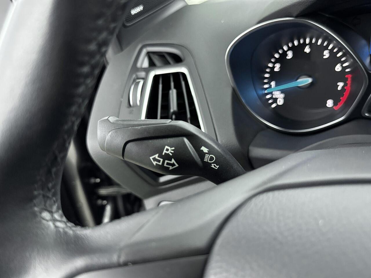 Ford KUGA 1.5 EcoBoost Titanium 150PK | Trekhaak 2.000KG | Navigatie | Stoel, Stuur en Voorruitverwarming | Parkeersensoren Voor & Achter